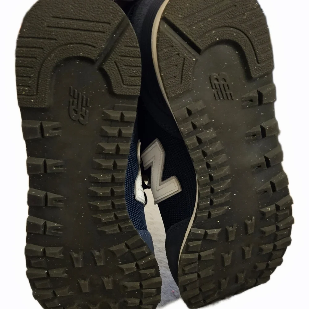 New Balance Men's Blue Sneakers - Picture 5 of 6